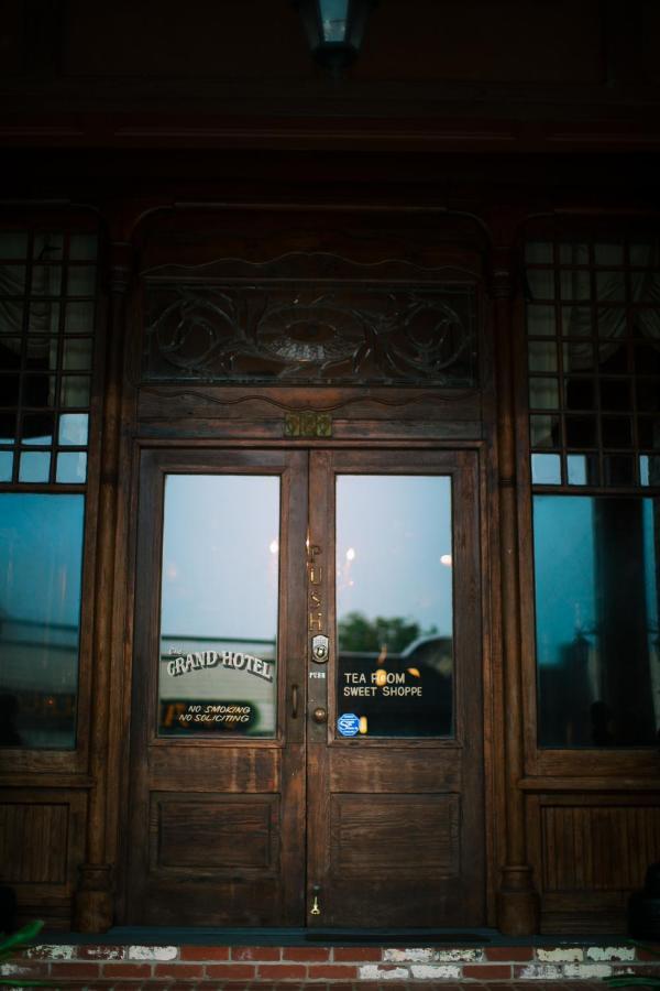 The Grand Hotel Hogansville Eksteriør bilde
