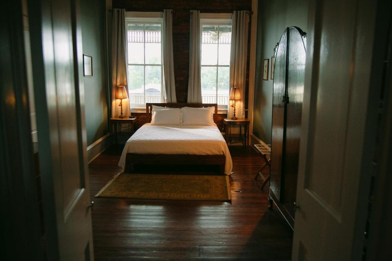 The Grand Hotel Hogansville Eksteriør bilde